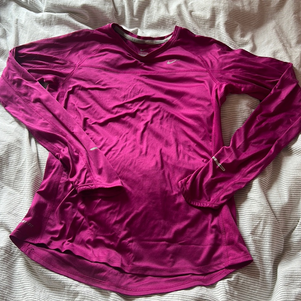 Nike running top